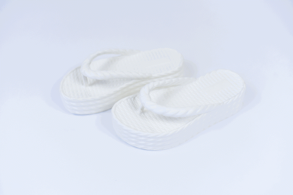 CHINELO PLATAFORMA ALTA  TRANÇADO EVA BRANCO