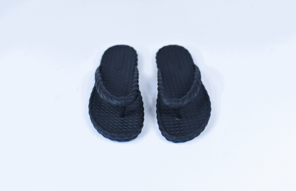 CHINELO PLATAFORMA BAIXA TRANÇADO EVA PRETO